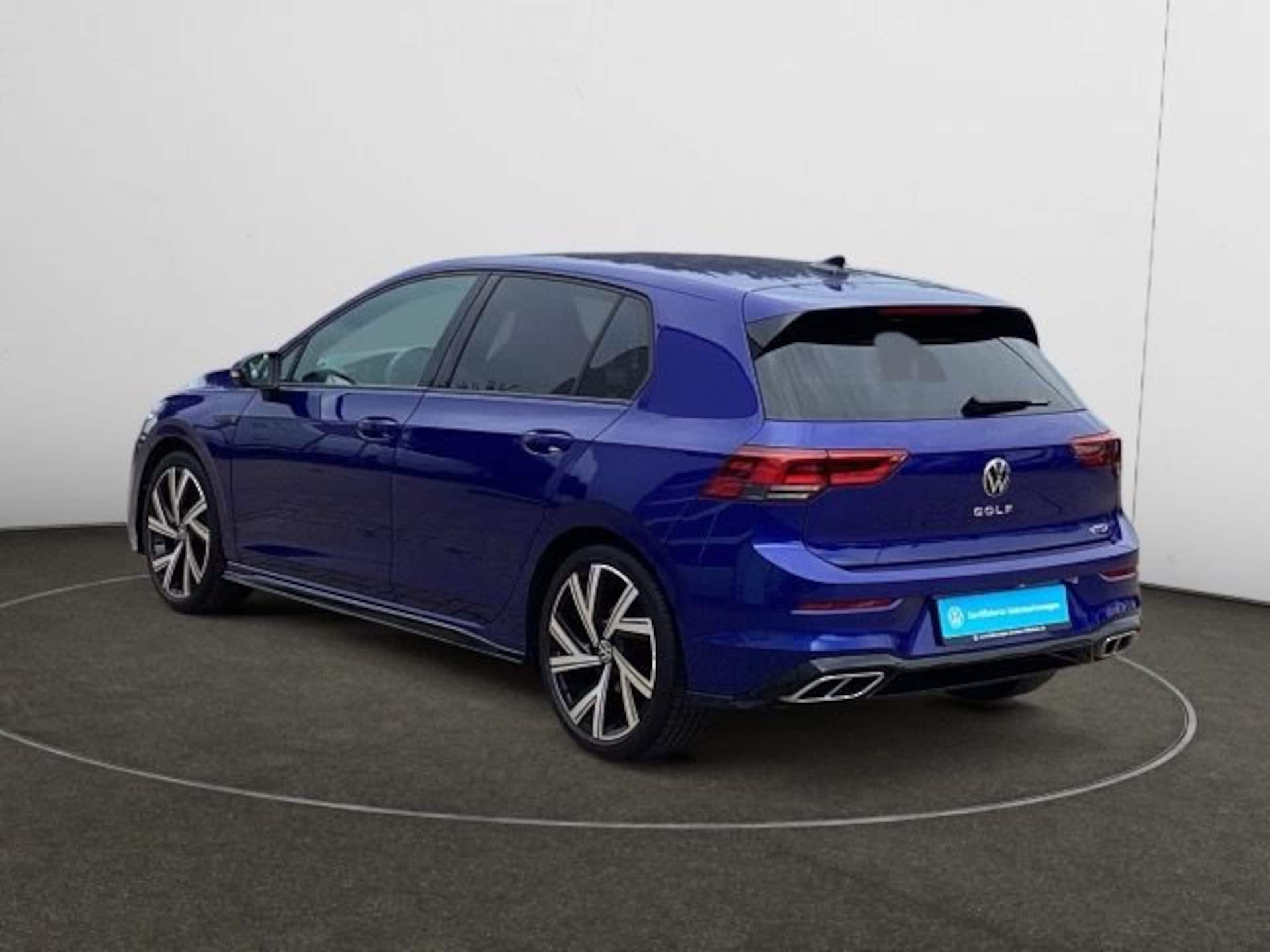 Volkswagen Golf R-Line