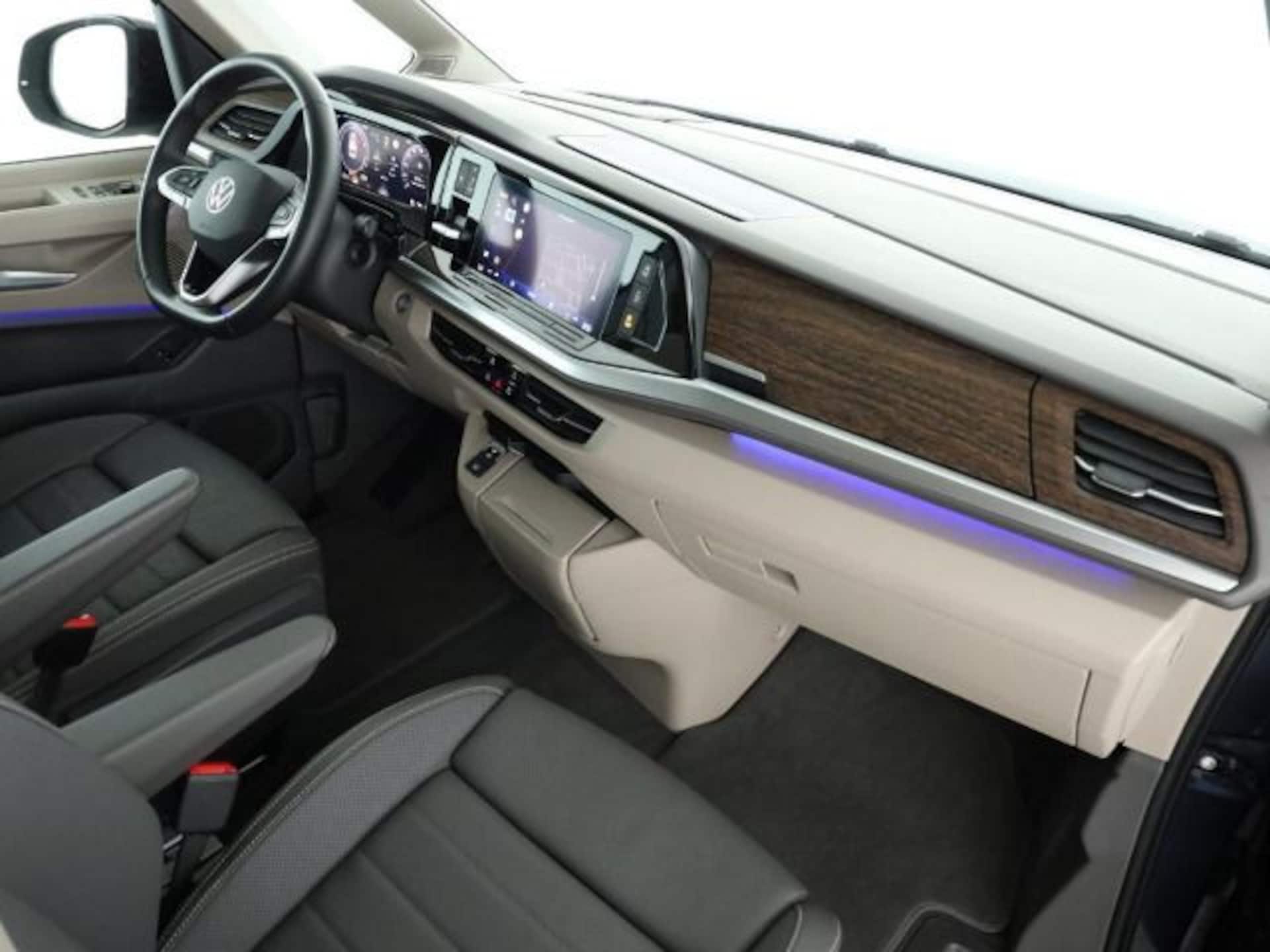 Volkswagen Multivan Style