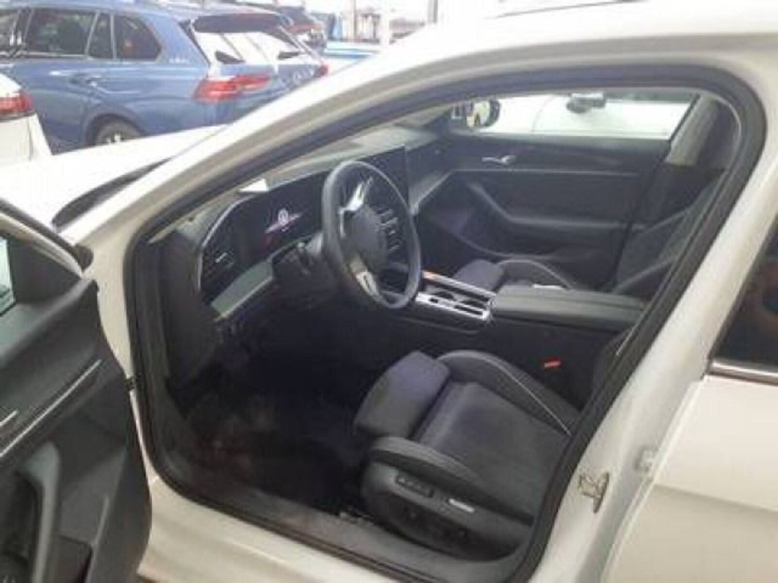 Volkswagen Passat – Bild 4
