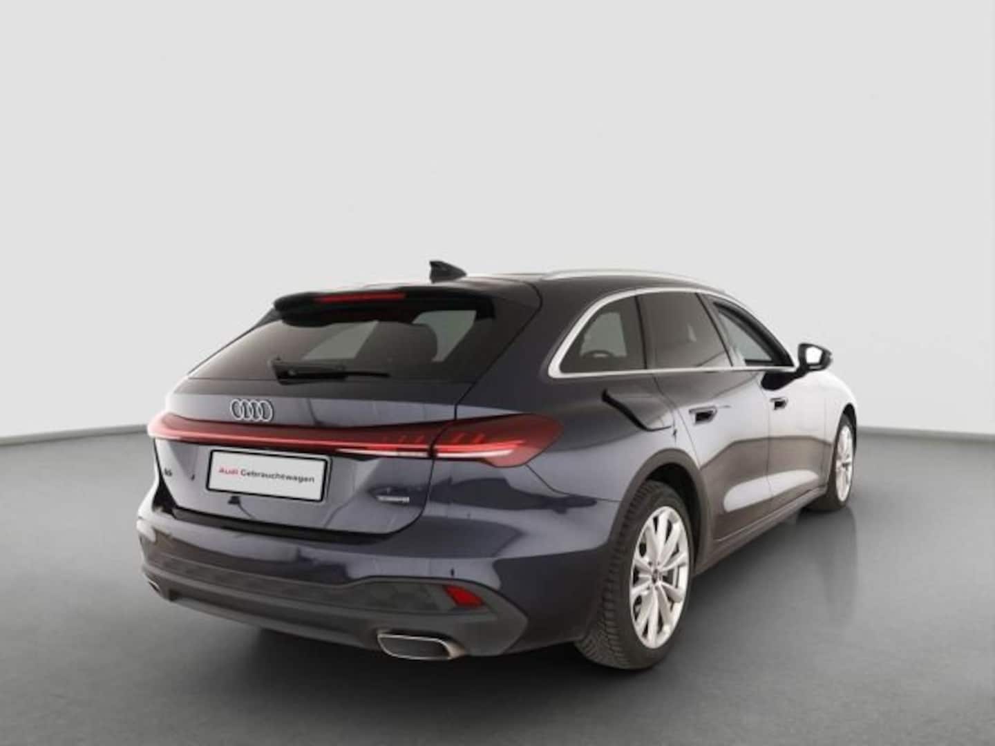 Bild über Audi A5 Avant e-hybrid e-hybrid quattro 220 kW S tronic - für weitere Informationen kontaktieren Sie den Audi Partner