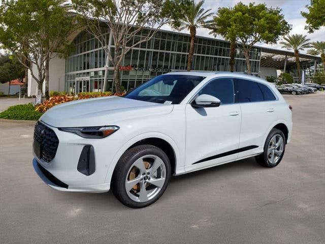 2025 Audi New Q5 Premium Plus's photo