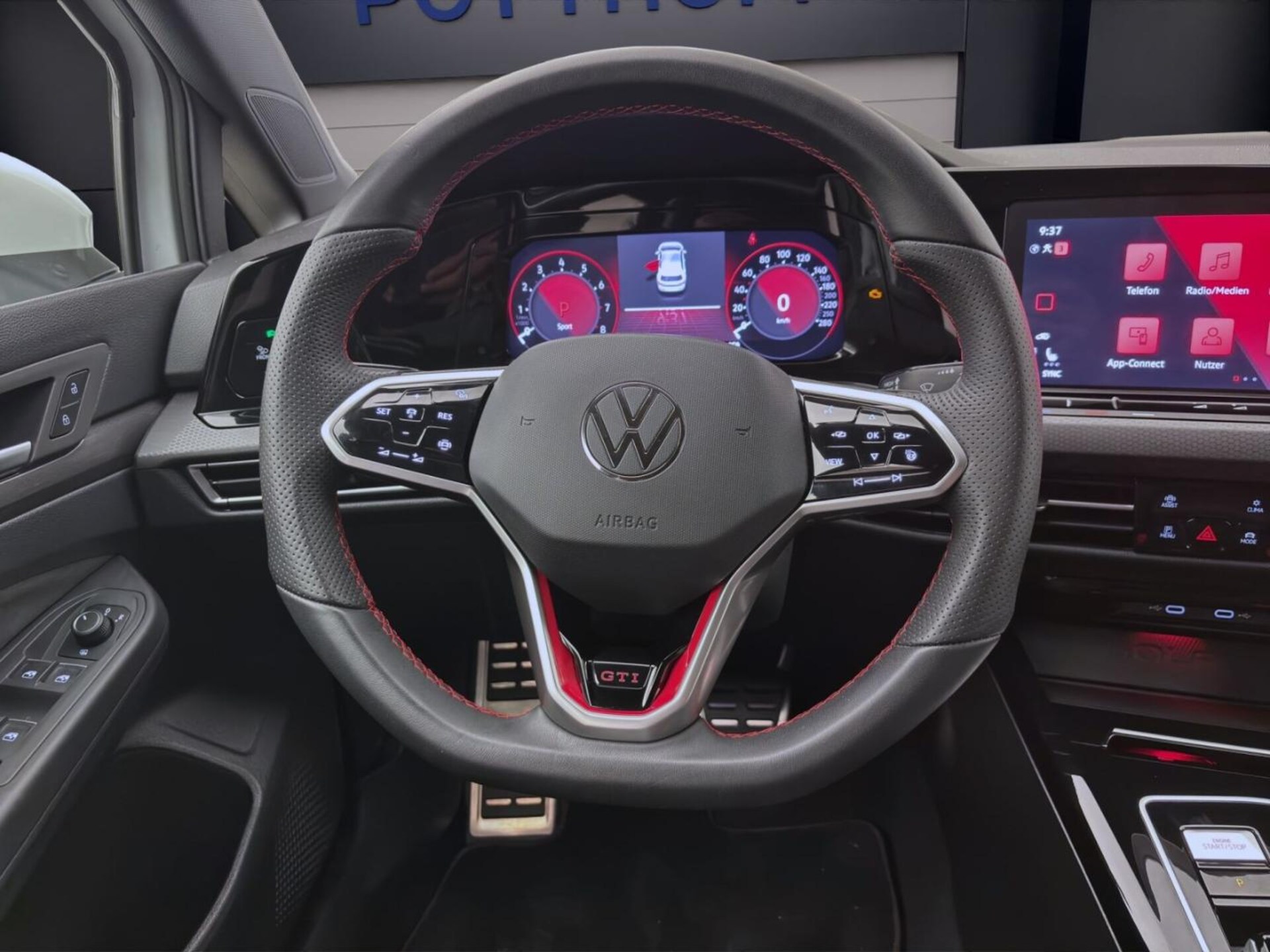 Volkswagen Golf GTI