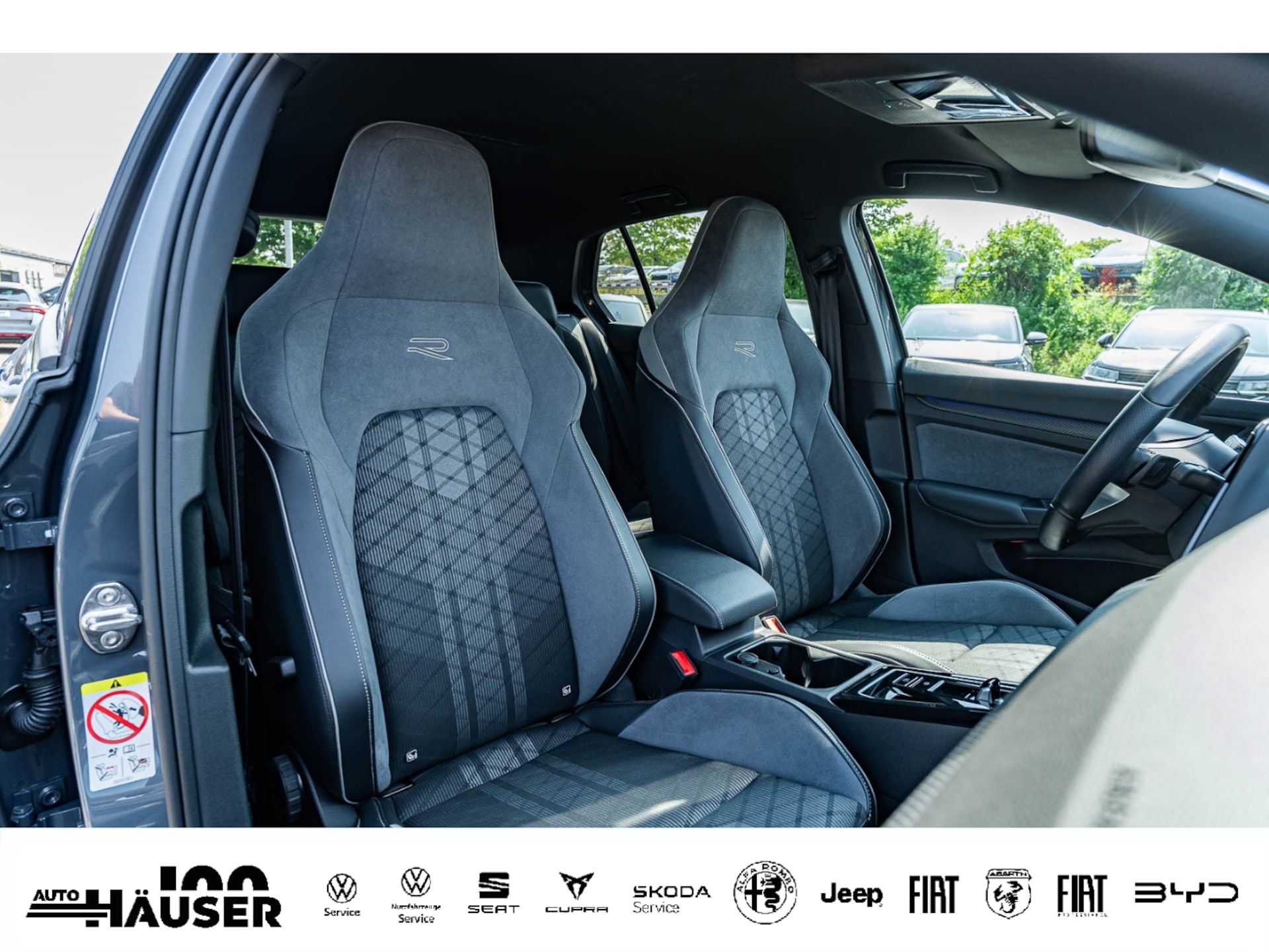Volkswagen Golf R-Line