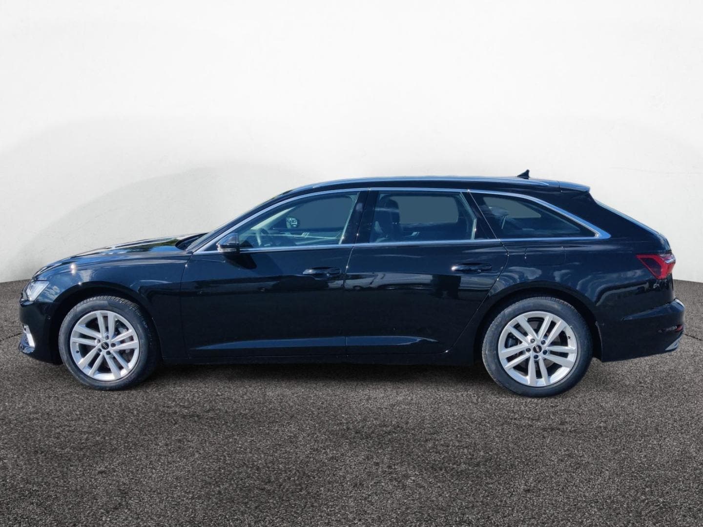 Bild über Audi A6 Avant TFSI e advanced 50 TFSI e quattro S tronic - für weitere Informationen kontaktieren Sie den Audi Partner