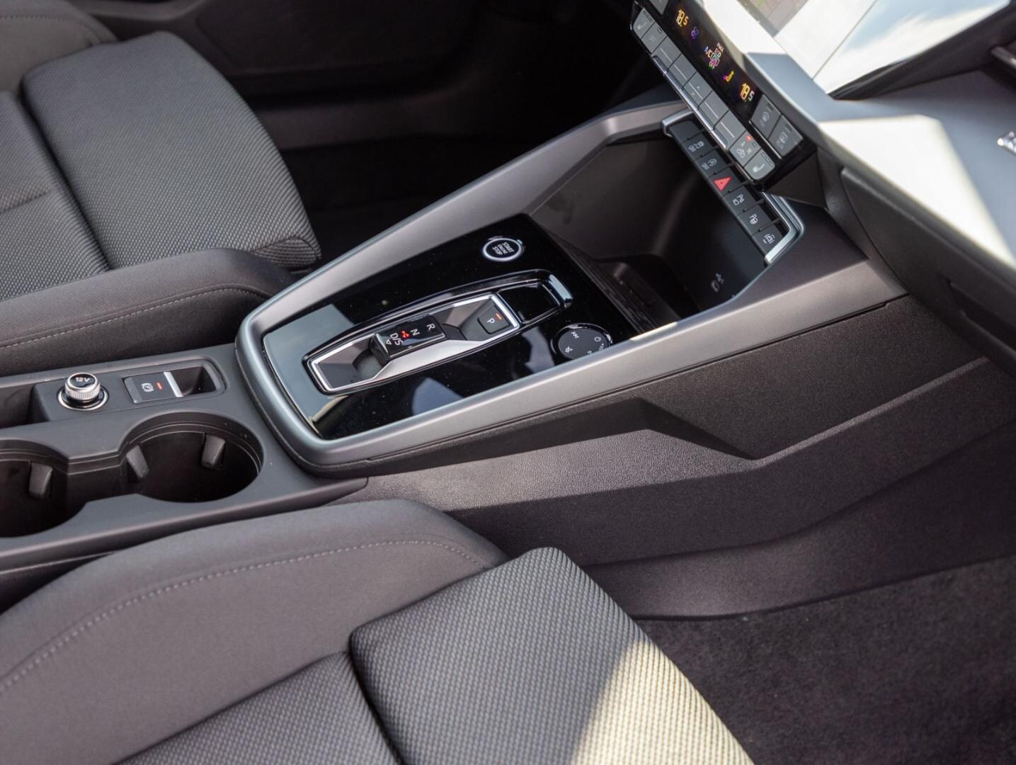 Bild über Audi A3 Sportback TDI S tronic - für weitere Informationen kontaktieren Sie den Audi Partner