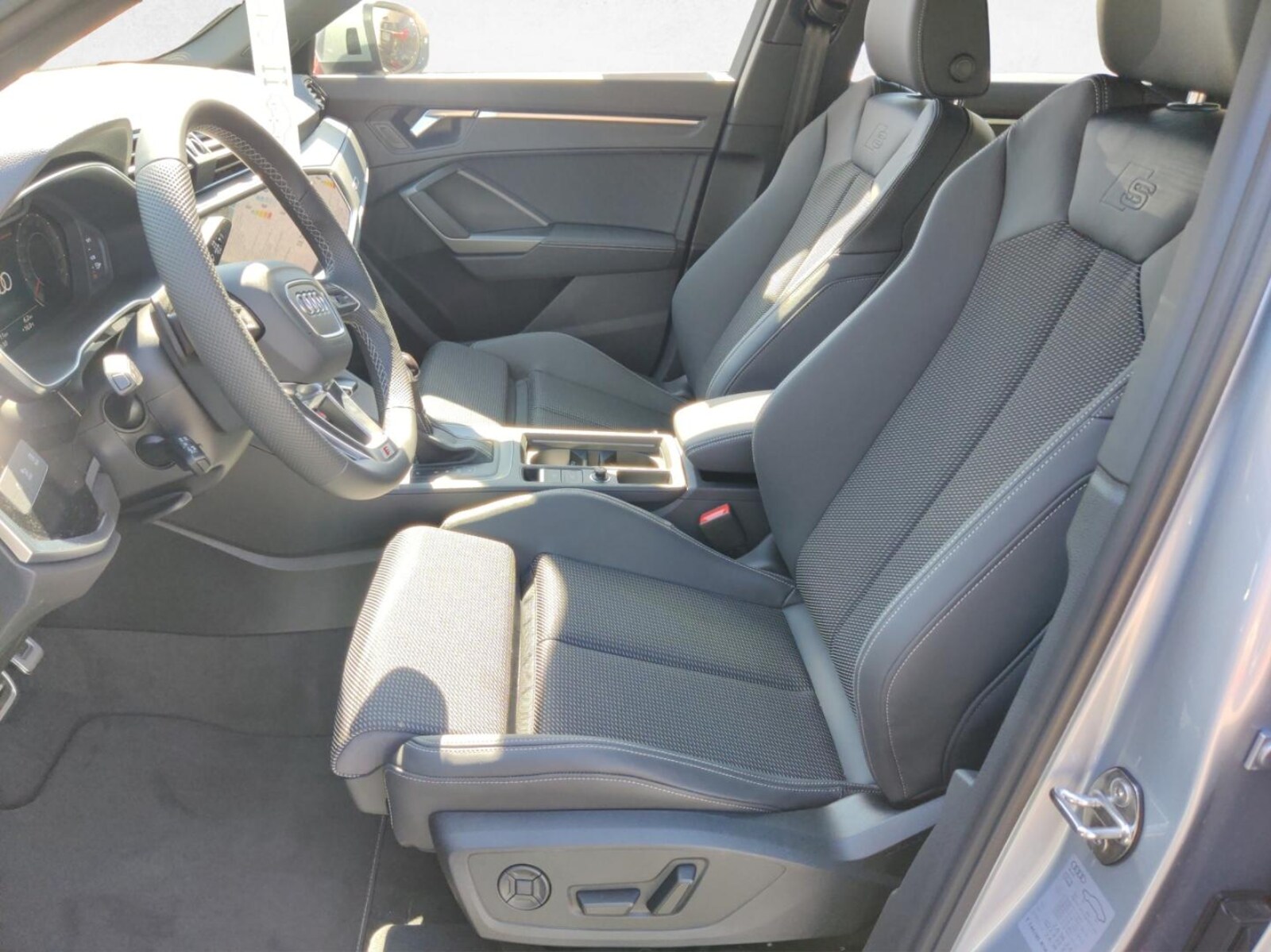 Audi Q3 – Bild 6