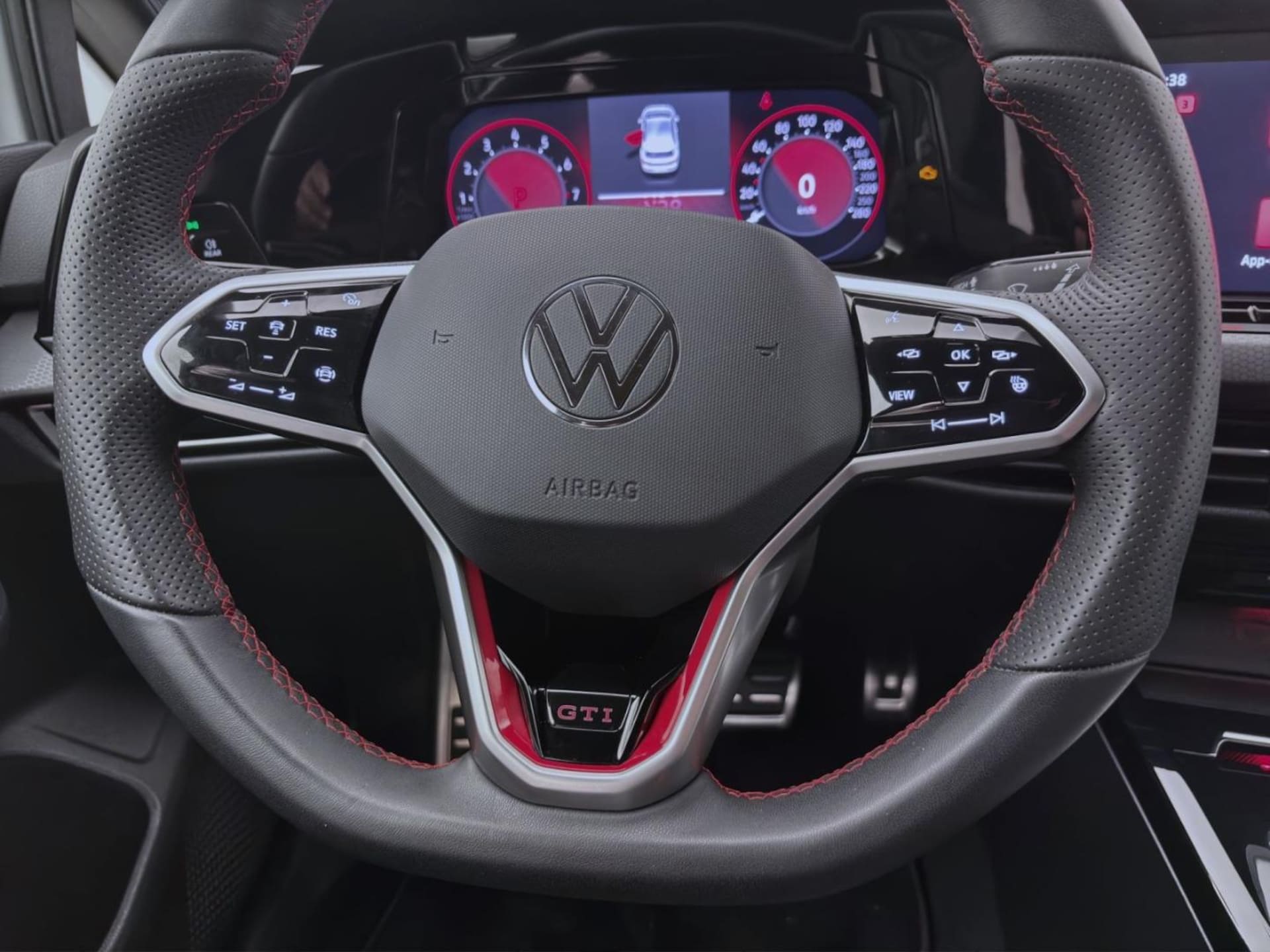 Volkswagen Golf GTI