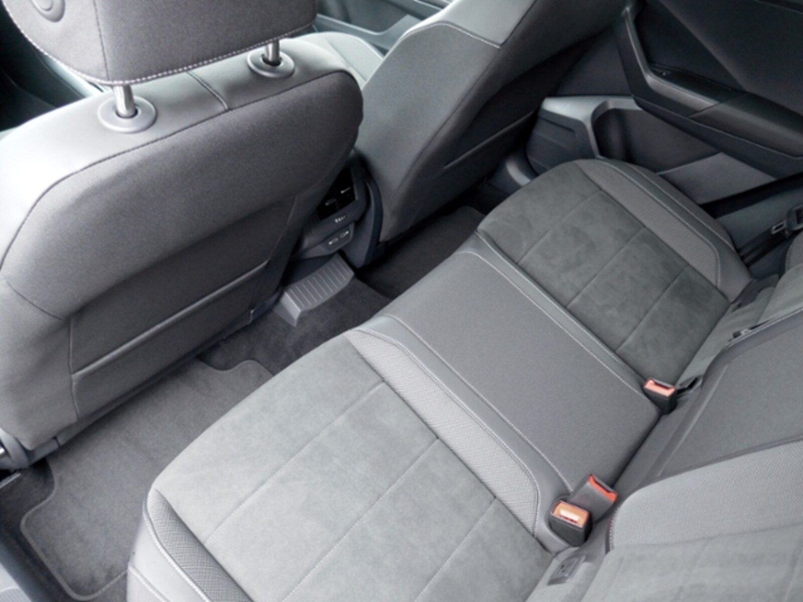 Volkswagen T-Roc – Bild 9