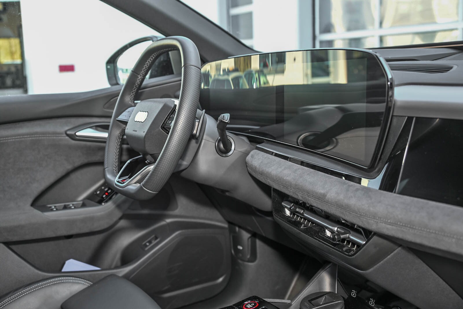 Image about Audi SQ6 SUV e-tron e-tron quattro