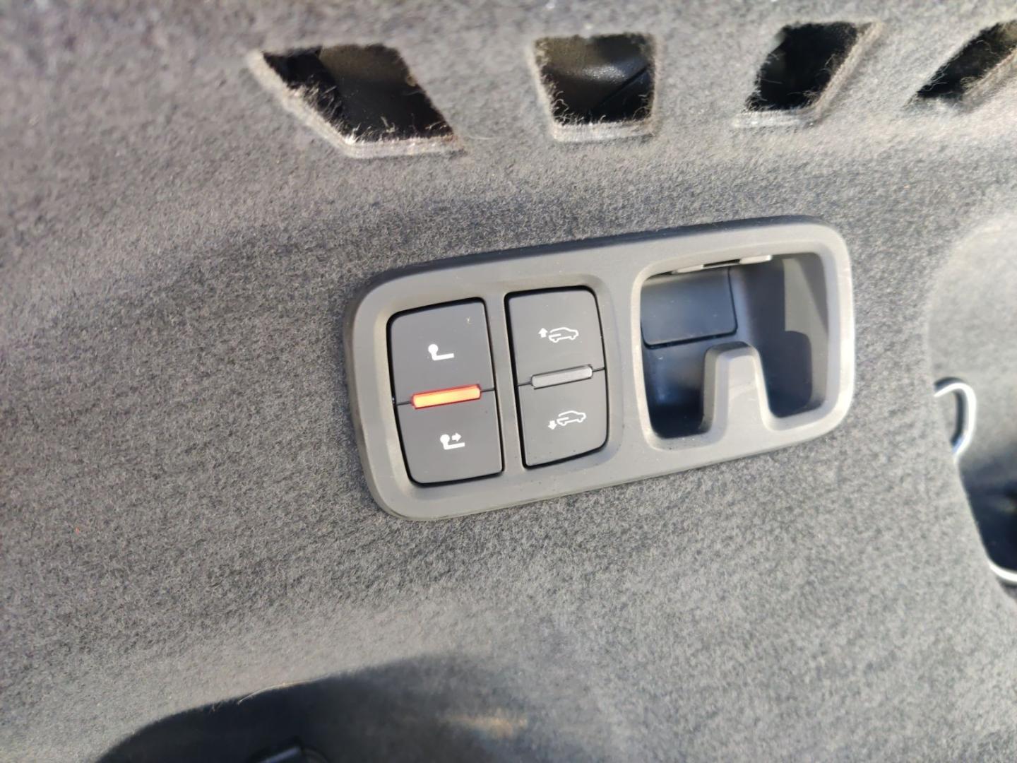 Image about Audi Q8 TFSI e 55 TFSI e quattro tiptronic