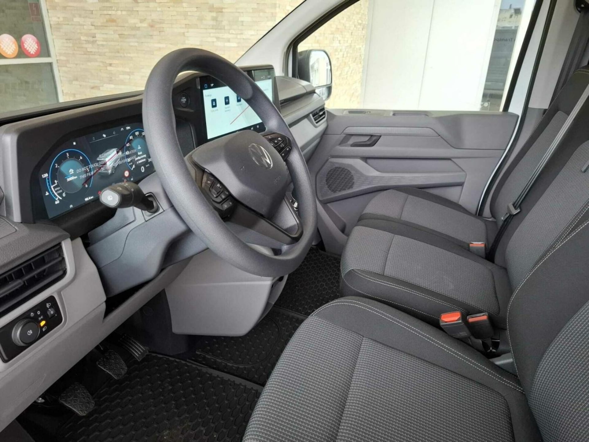 Volkswagen Transporter Furgon długi rozstaw osi
