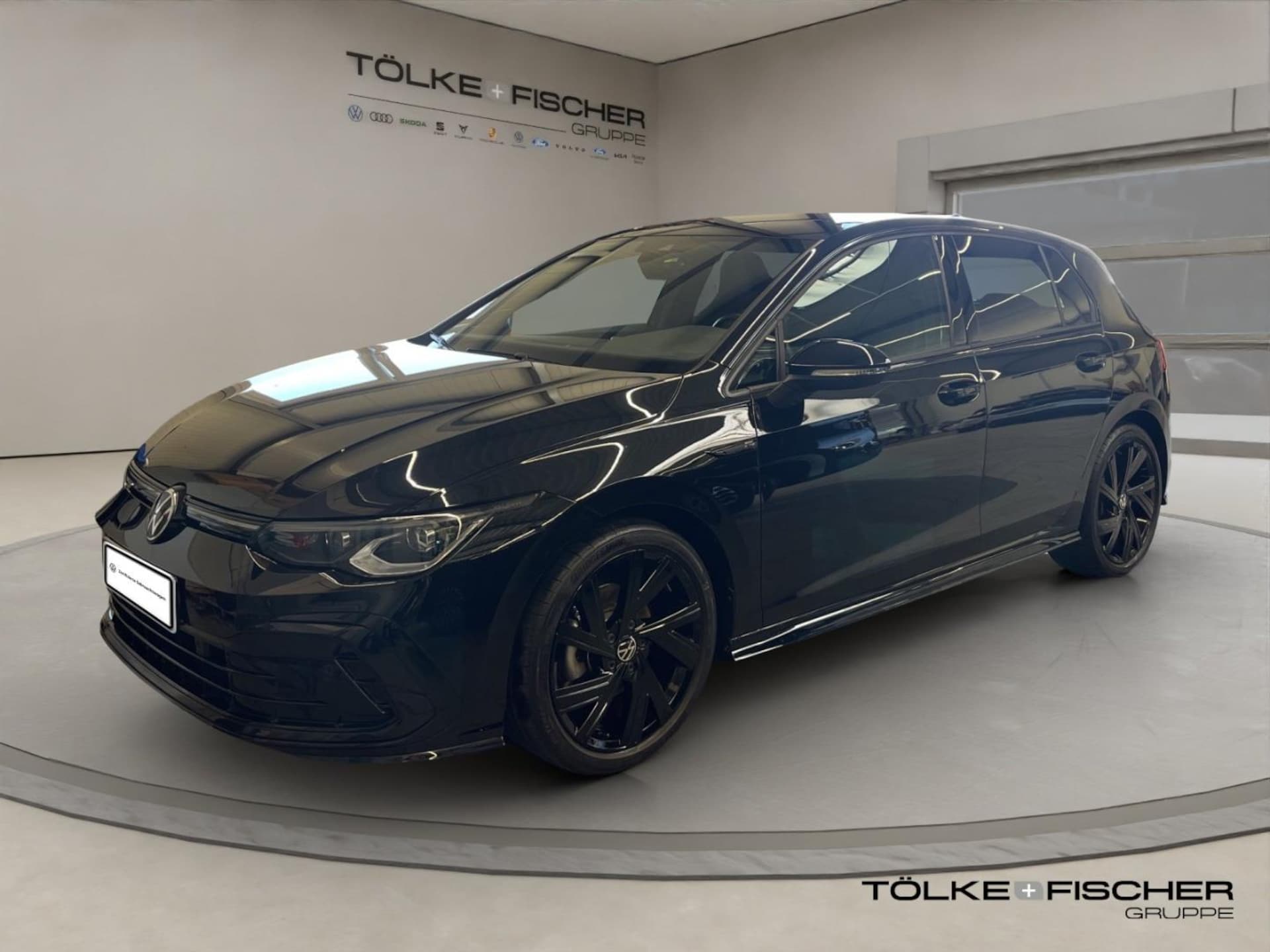 Volkswagen Golf R-Line
