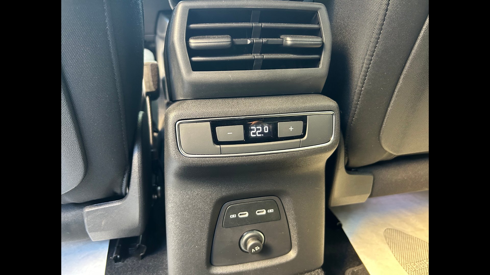 Image about Audi Q4 e-tron Business Advanced 40 e-tron 150,00 kW