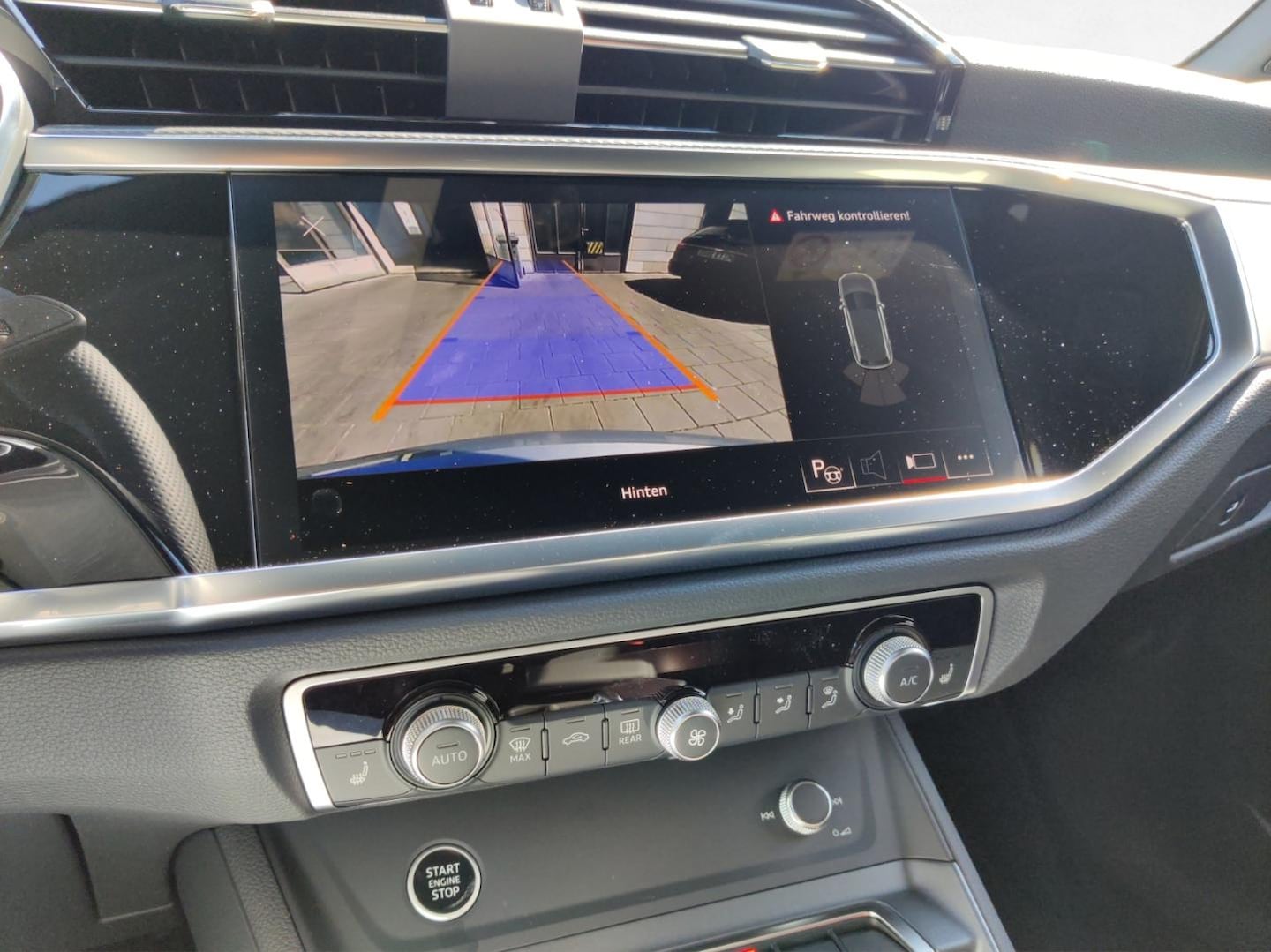 Bild über Audi Q3 advanced 35 TFSI S tronic - für weitere Informationen kontaktieren Sie den Audi Partner