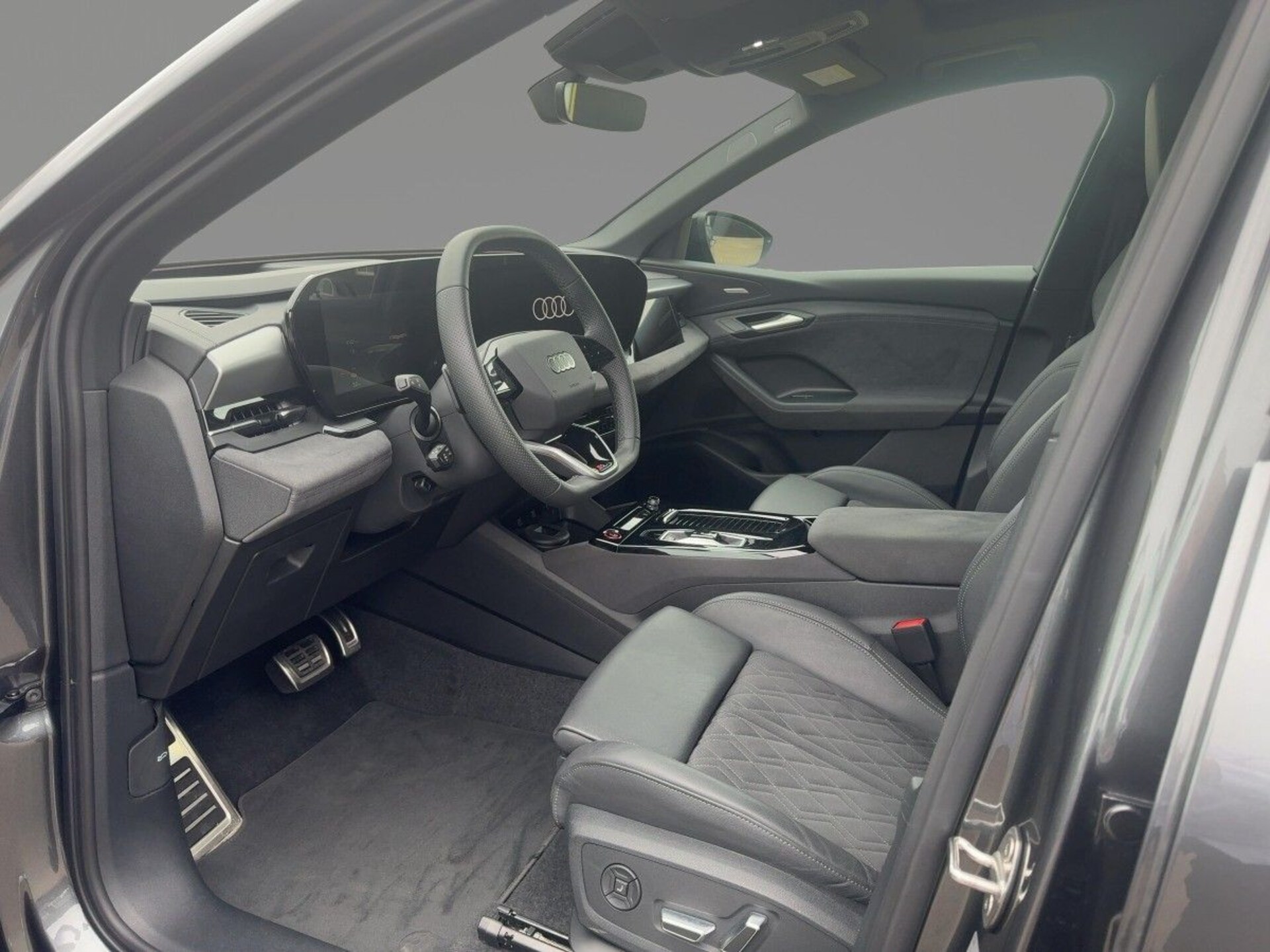 Audi SQ6 SUV e-tron