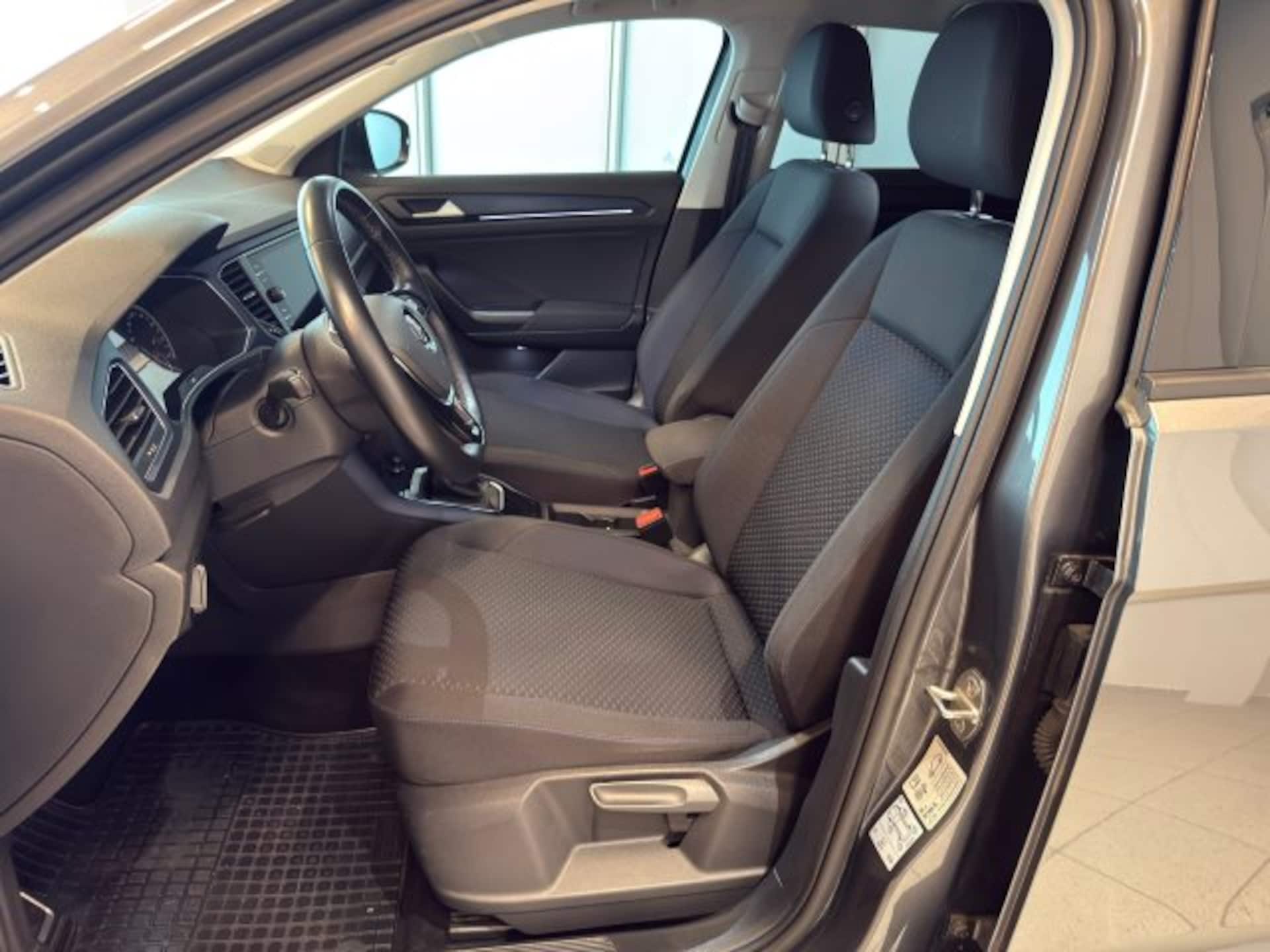 Volkswagen T-Roc United