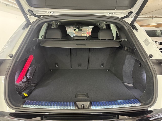 Image about Audi Q5 SUV TDI quattro 150 kW S tronic