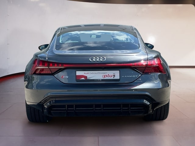 Audi e-tron GT RS