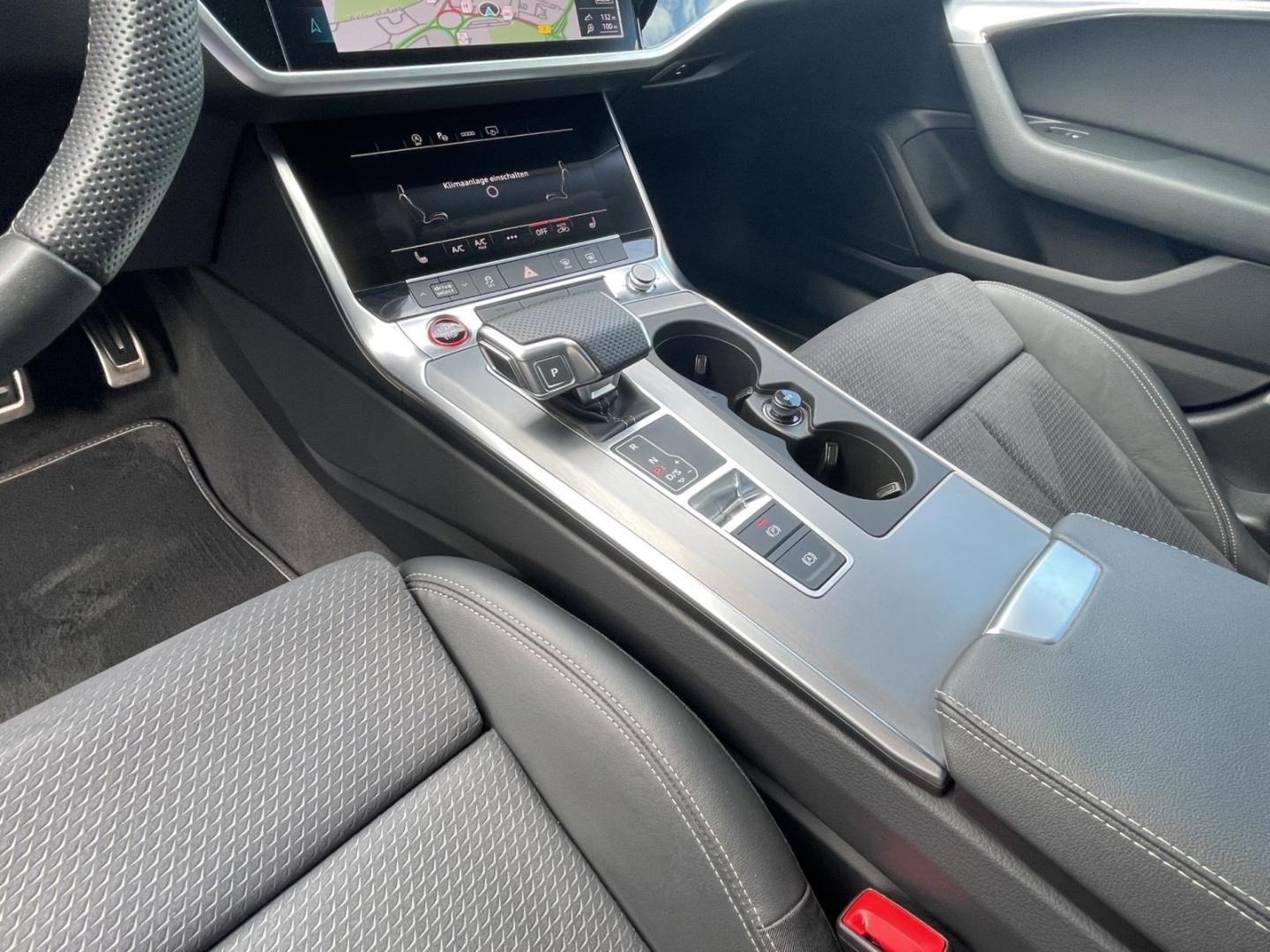 Bild über Audi S6 Avant TDI quattro tiptronic - für weitere Informationen kontaktieren Sie den Audi Partner