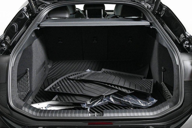 2025 Audi S6 Sportback e-tron Prestige - Photo 32