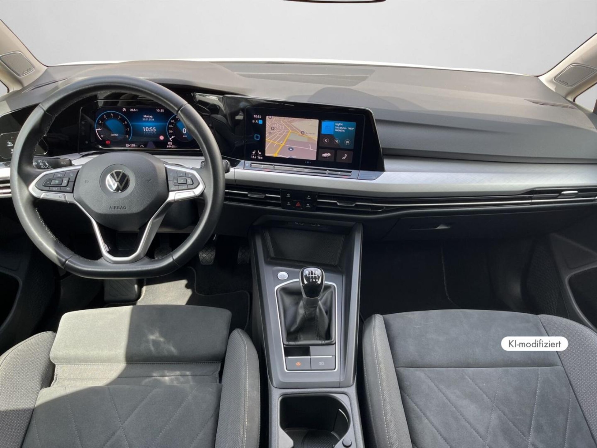 Volkswagen Golf Life