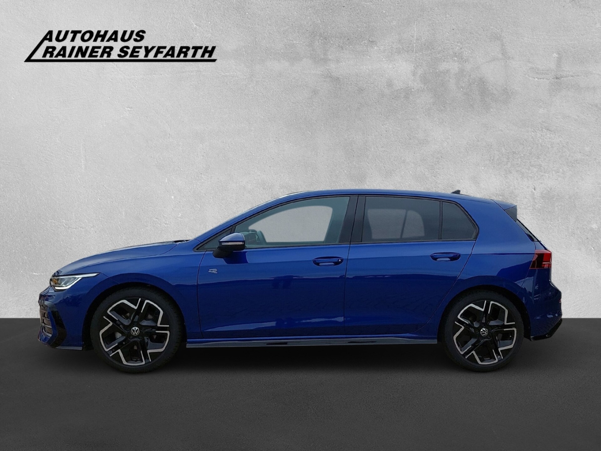Volkswagen Golf R-Line