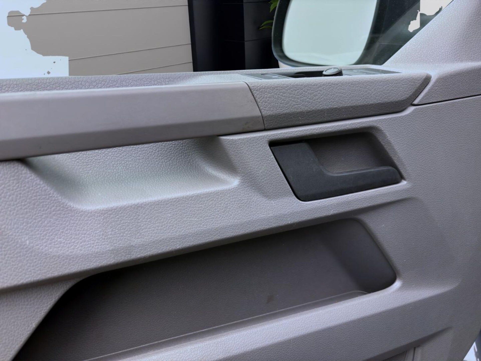 Volkswagen T6.1 Transporter Kombi kurzer Radstand