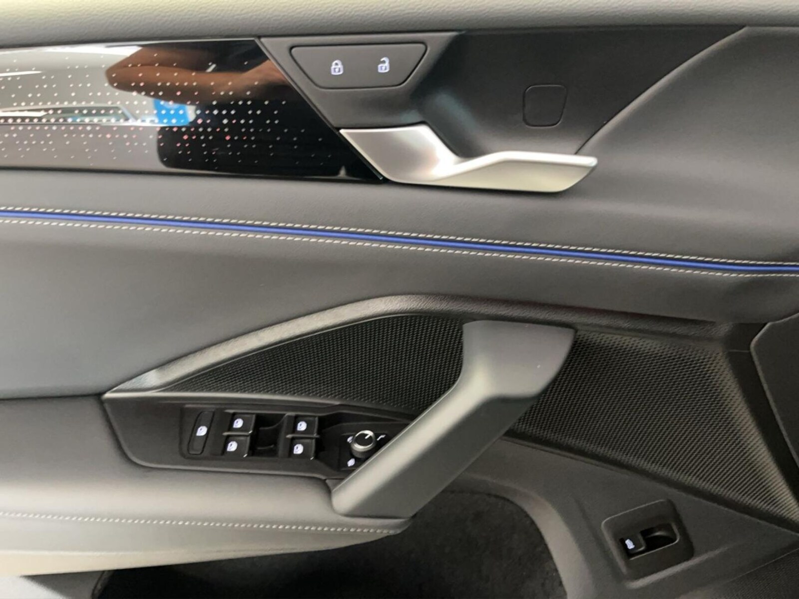 Volkswagen Tiguan – Bild 13