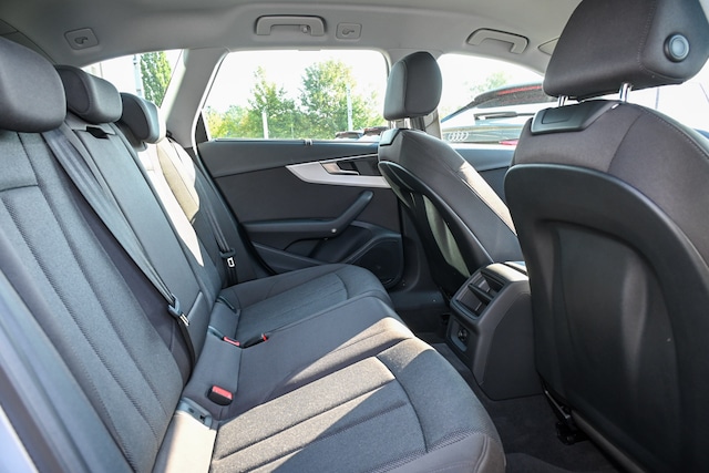 Audi A4 Avant 30 TDI S Tronic -  - Joinsteer - #5
