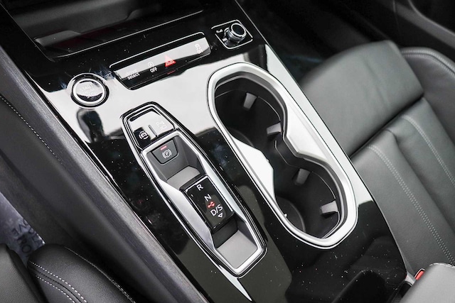 2026 Audi A6 Premium Plus - Photo 24