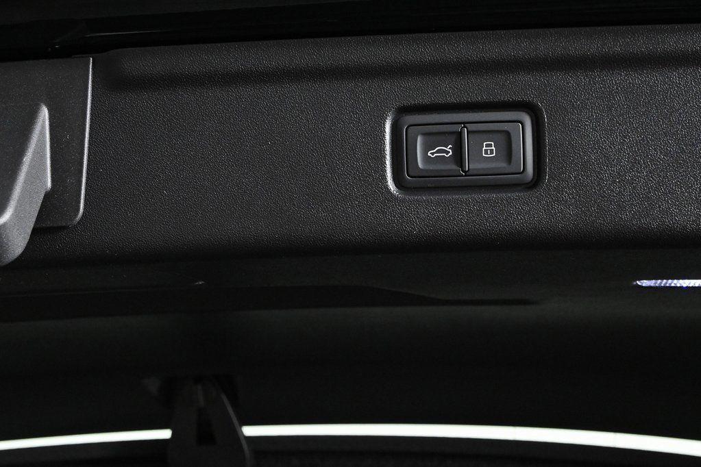 2025 Audi S6 Sportback e-tron Prestige - Photo 33