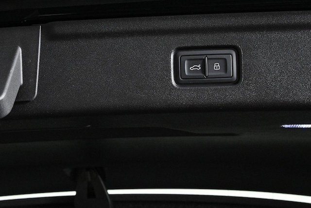 2025 Audi S6 Sportback e-tron Prestige - Photo 33