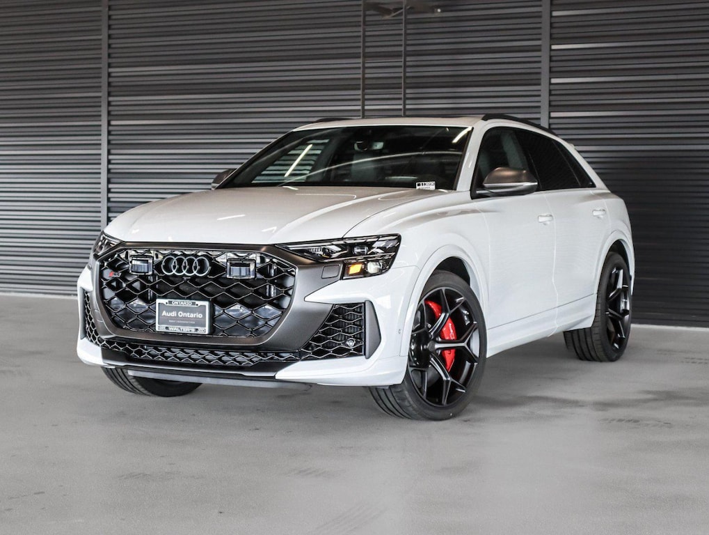 2026 Audi RS Q8 SUV performance