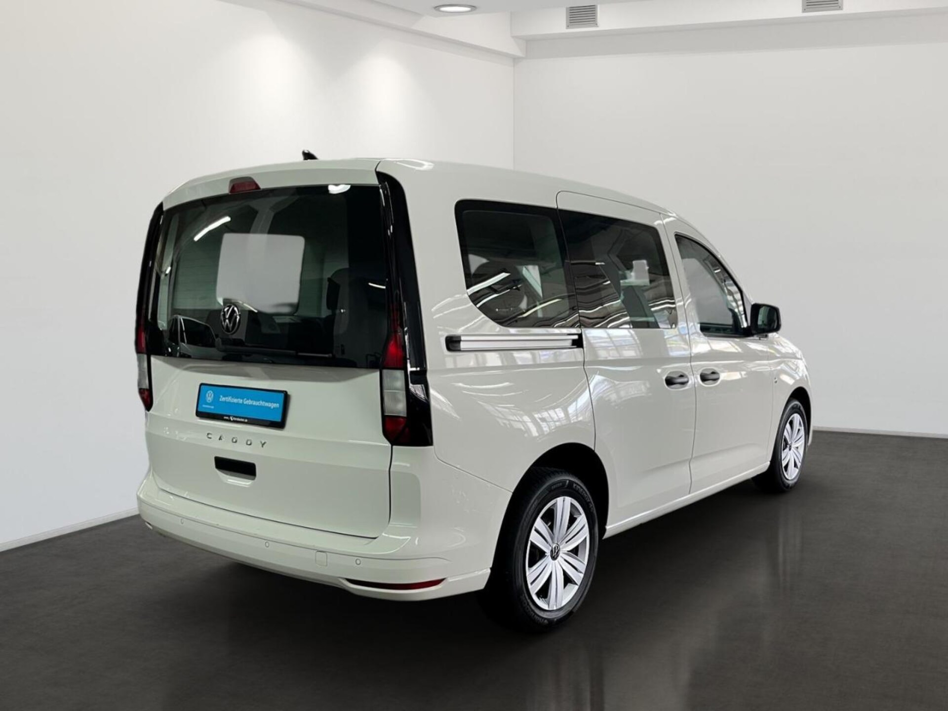 Volkswagen Caddy Kombi Basis-Modell