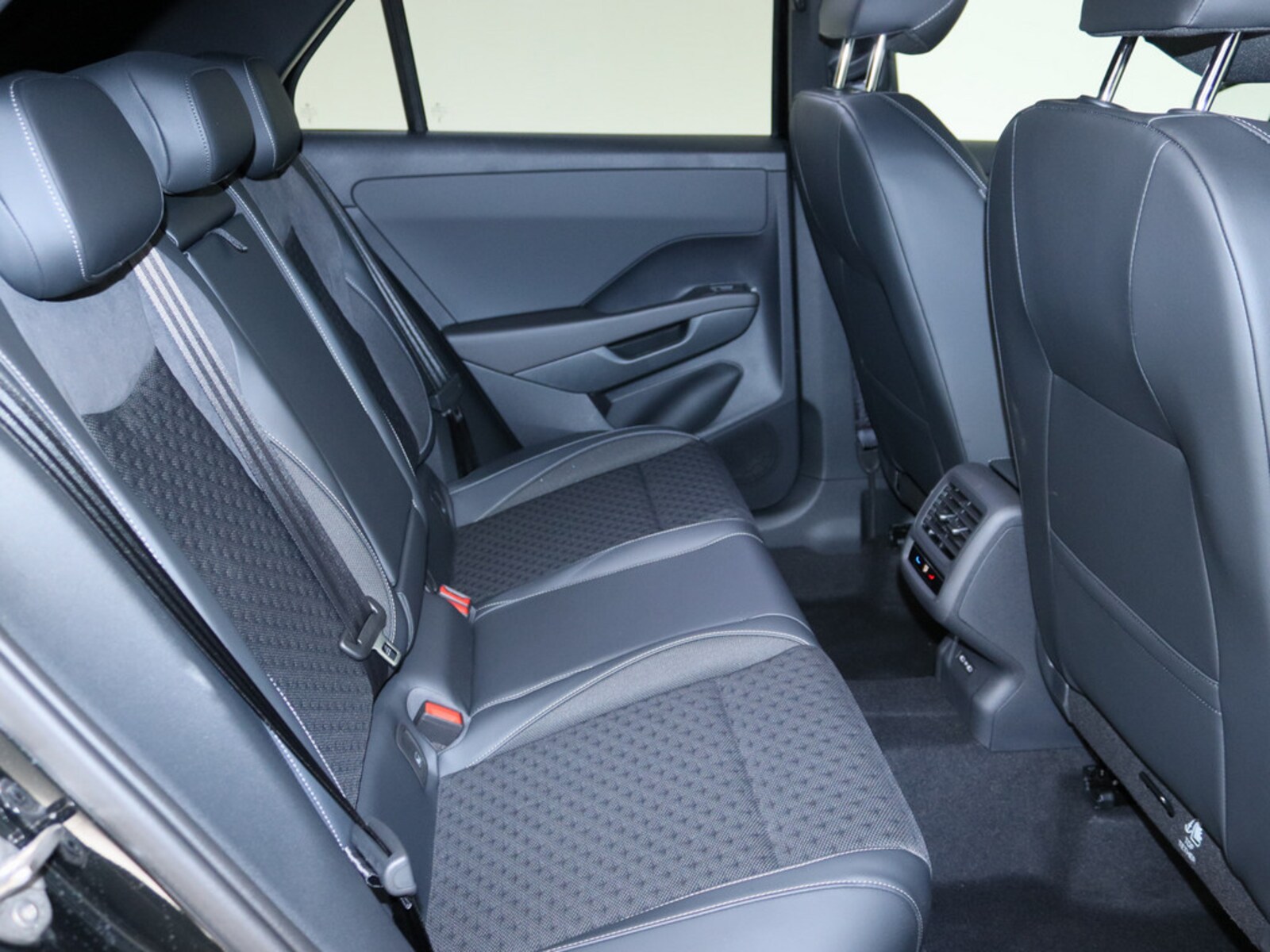 Volkswagen T-Roc – Bild 9