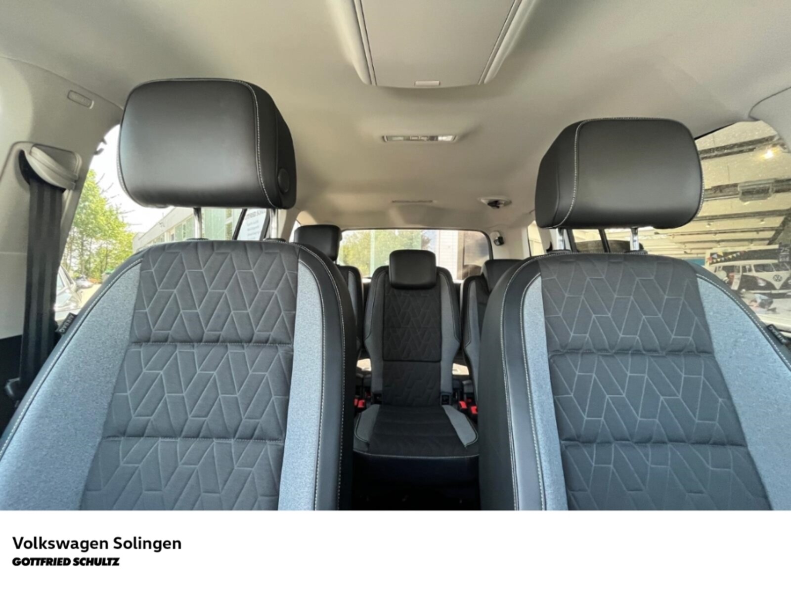 Volkswagen Touran – Bild 12