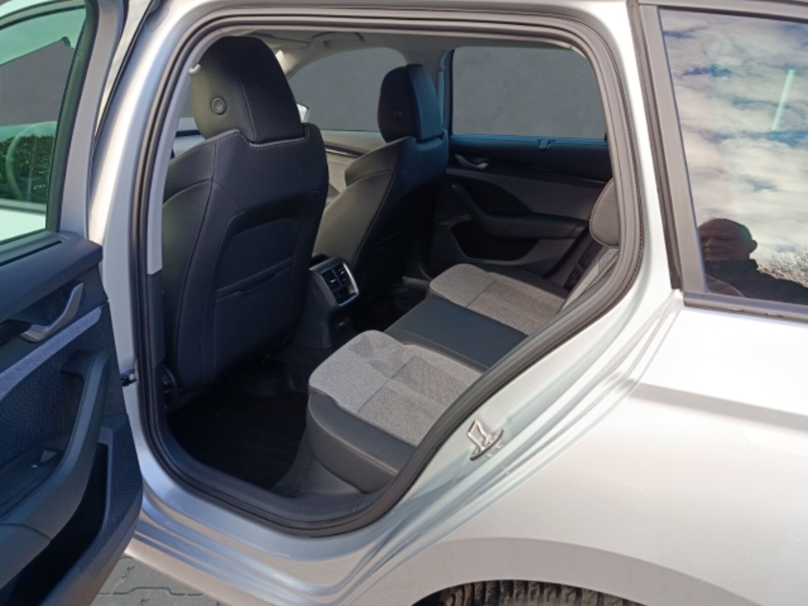 Škoda Octavia Combi – Bild 7
