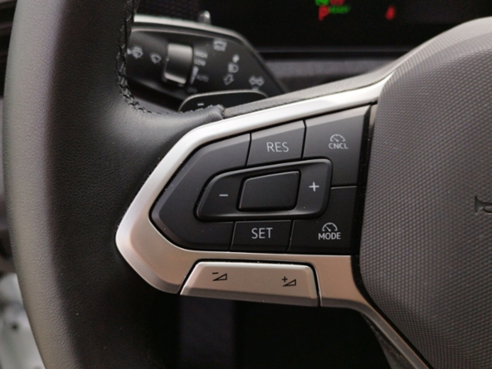 Volkswagen Tiguan – Bild 18