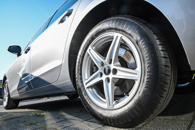 Audi A4 Avant 30 TDI S Tronic -  - Joinsteer - #4