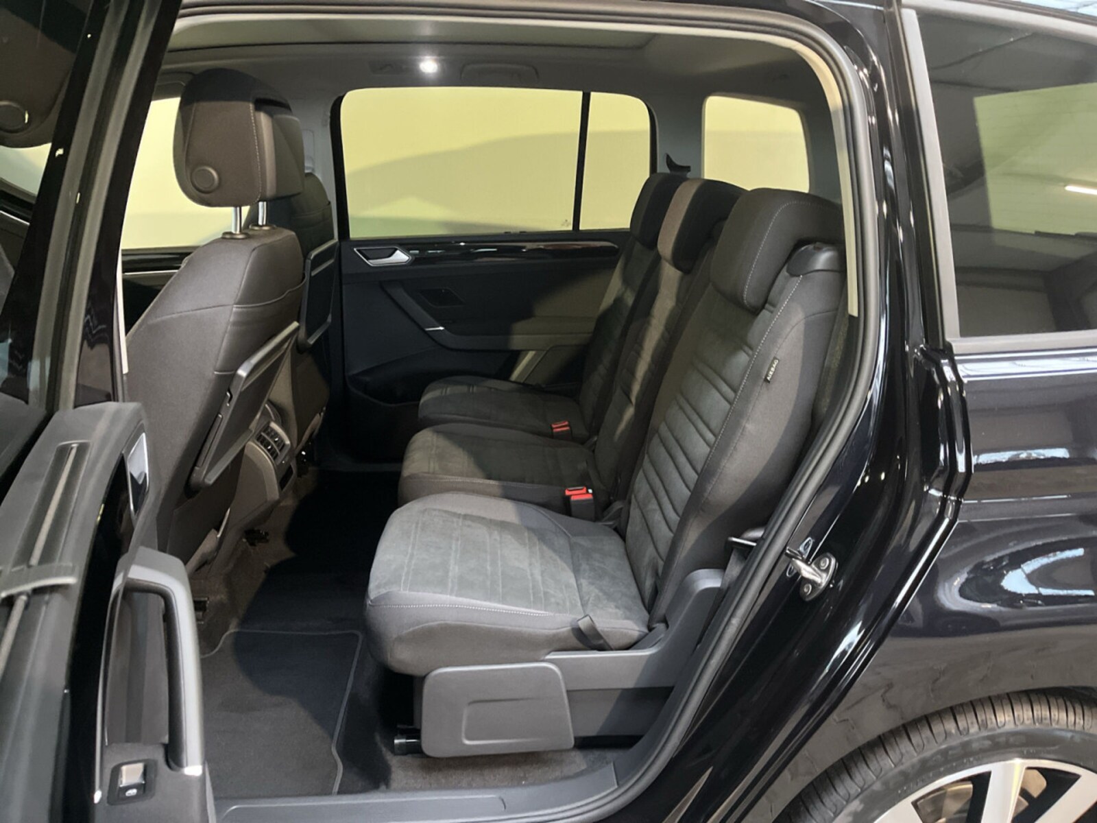 Volkswagen Touran – Bild 7