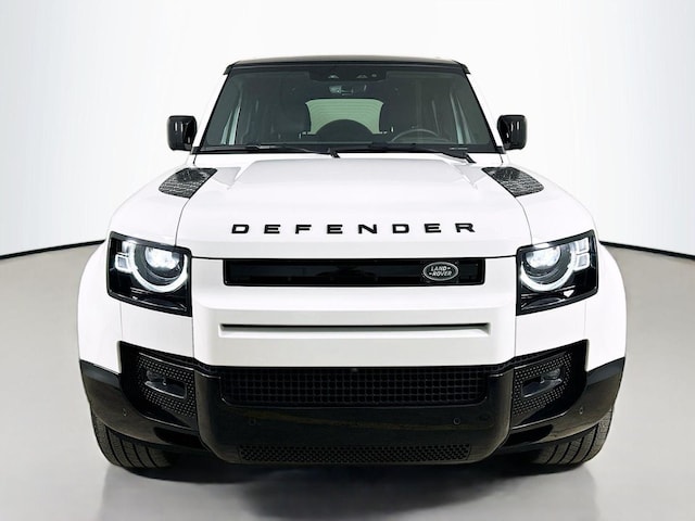 2025 Land Rover Defender