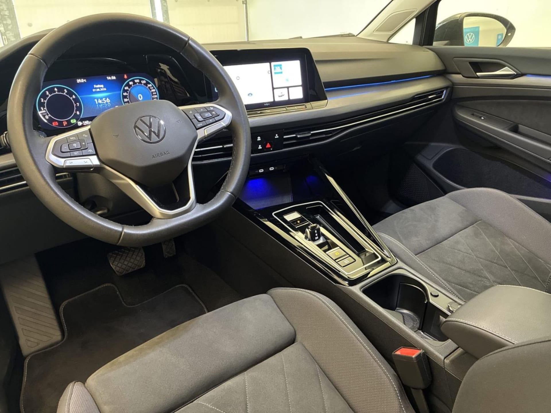 Volkswagen Golf Style