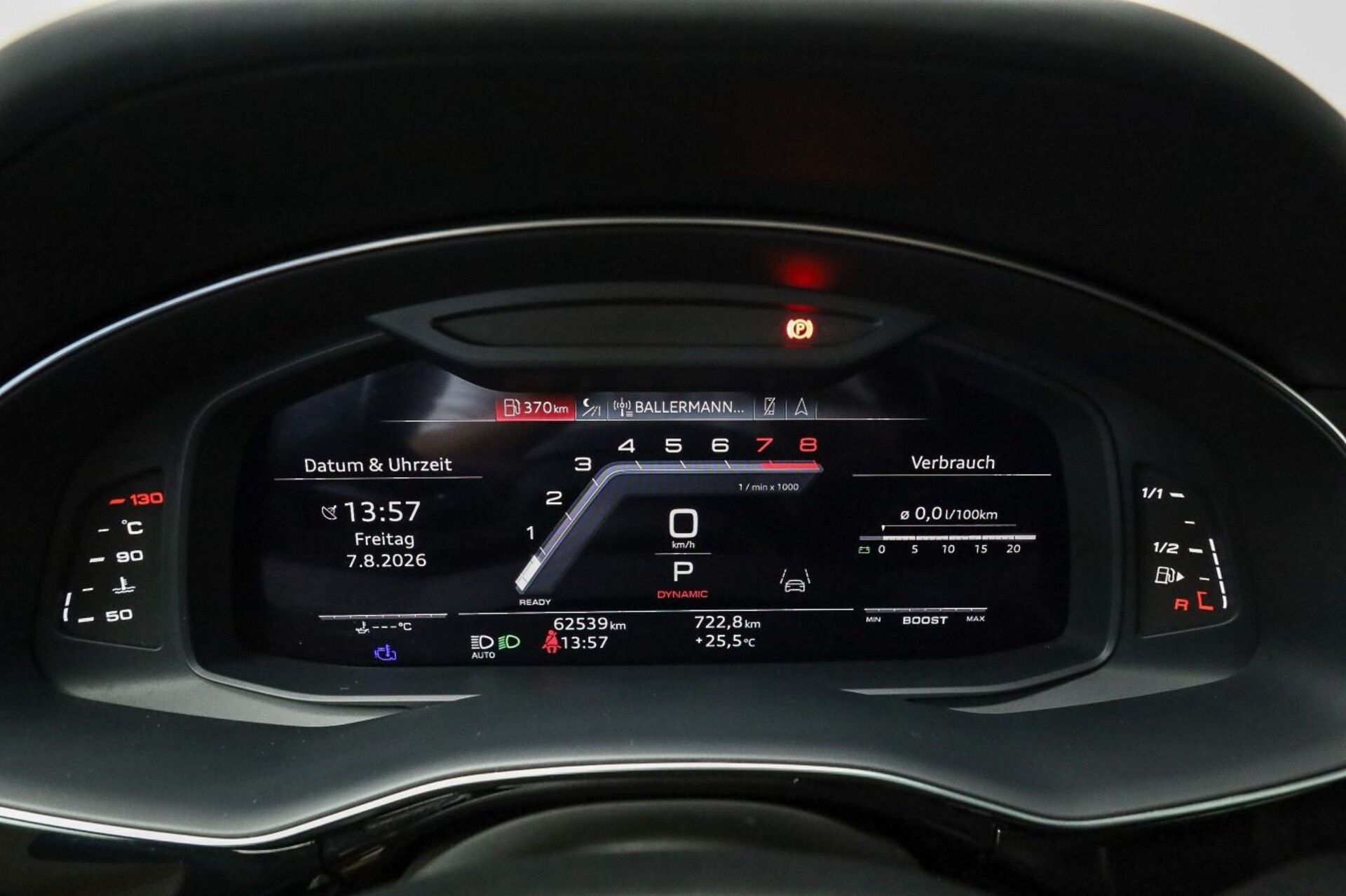 Audi SQ8 SUV