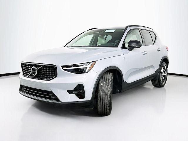 2026 Volvo XC40