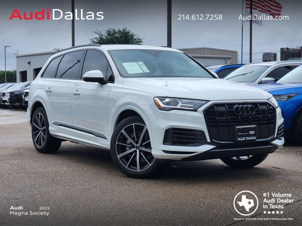2022 Audi Q7 55 Premium Plus quattro Tiptronic's photo