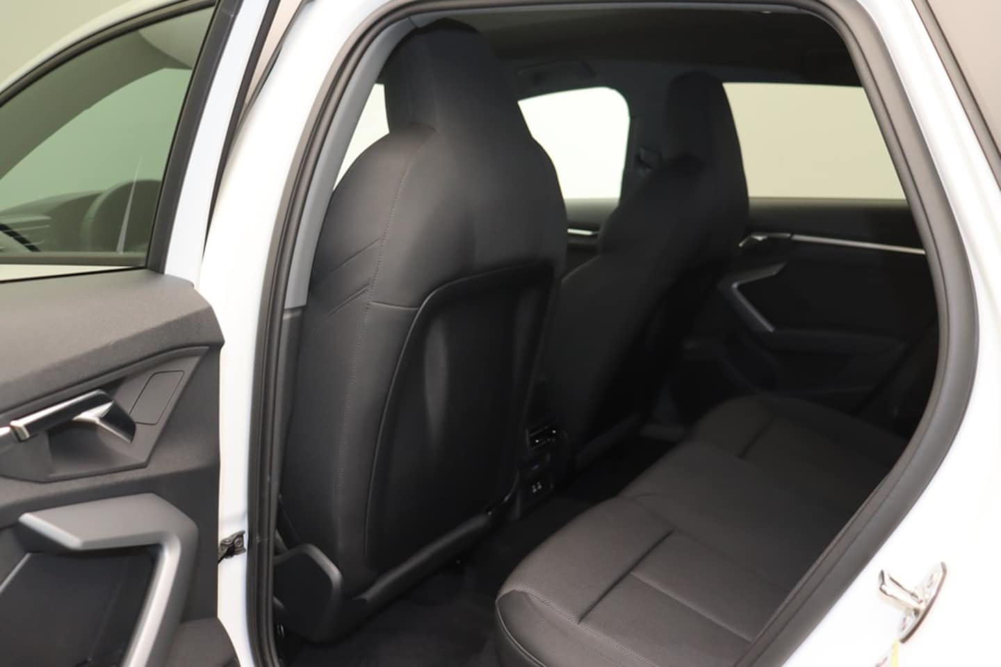 Bild über Audi A3 Sportback S line 35 TDI S tronic - für weitere Informationen kontaktieren Sie den Audi Partner