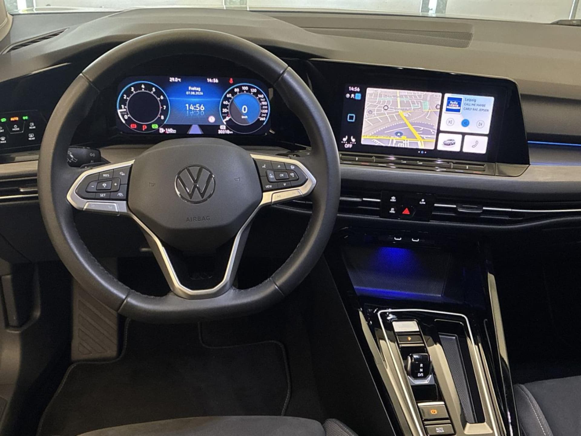 Volkswagen Golf Style