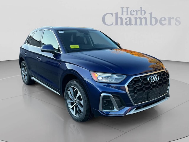 Photo of 2023 Audi Q5