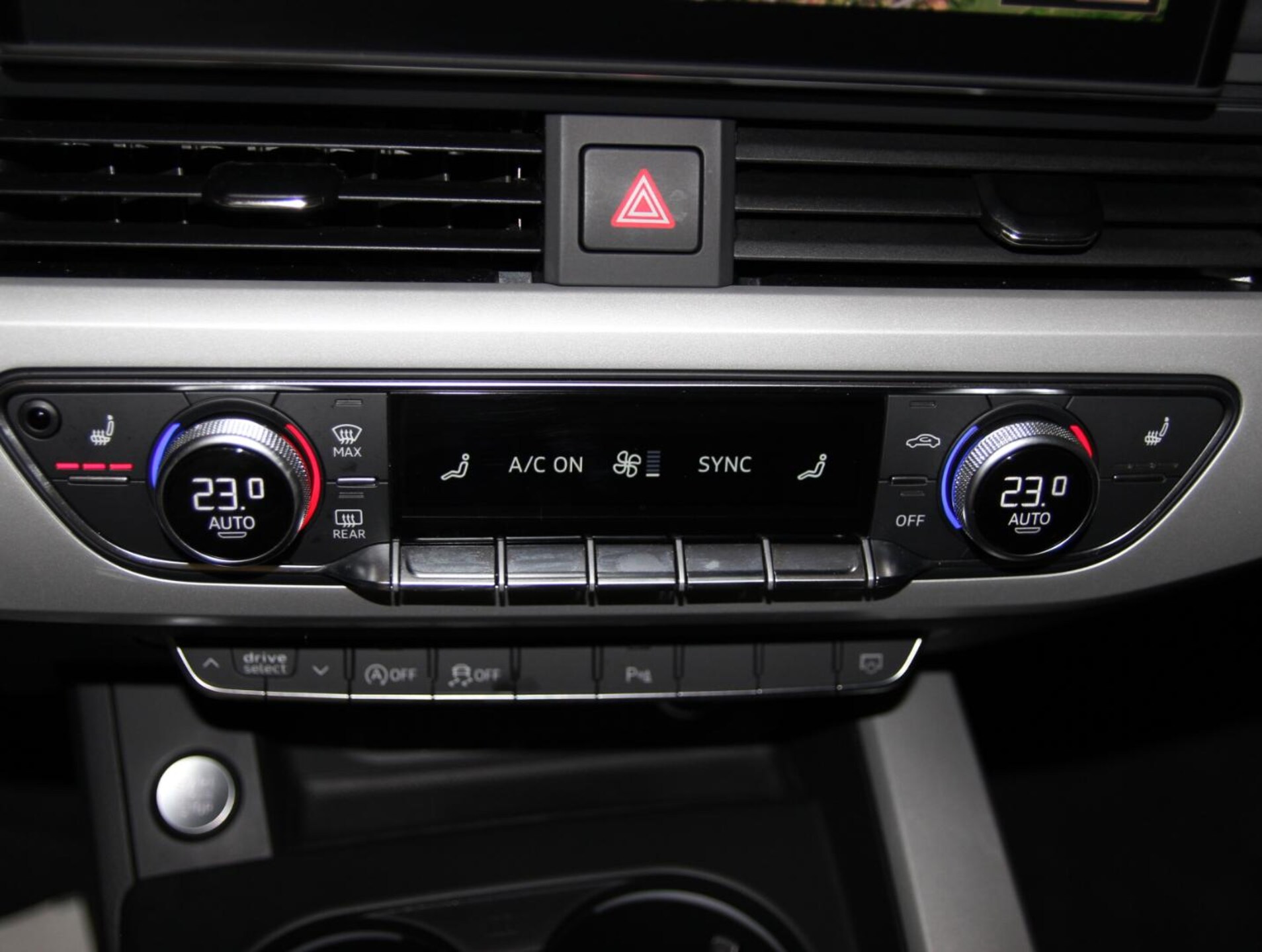 Audi A4 Avant S line
