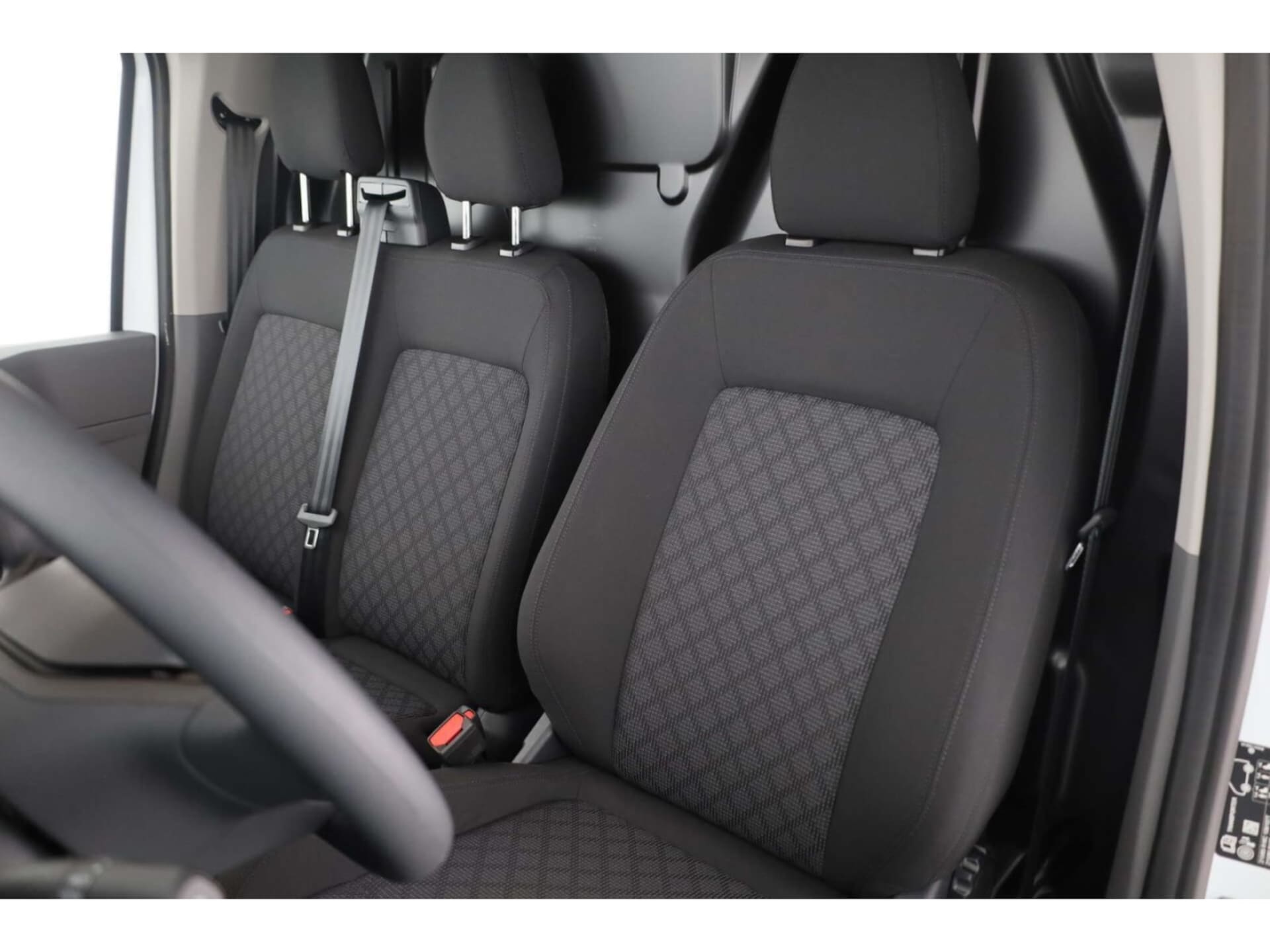 Volkswagen Transporter Kasten langer Radstand